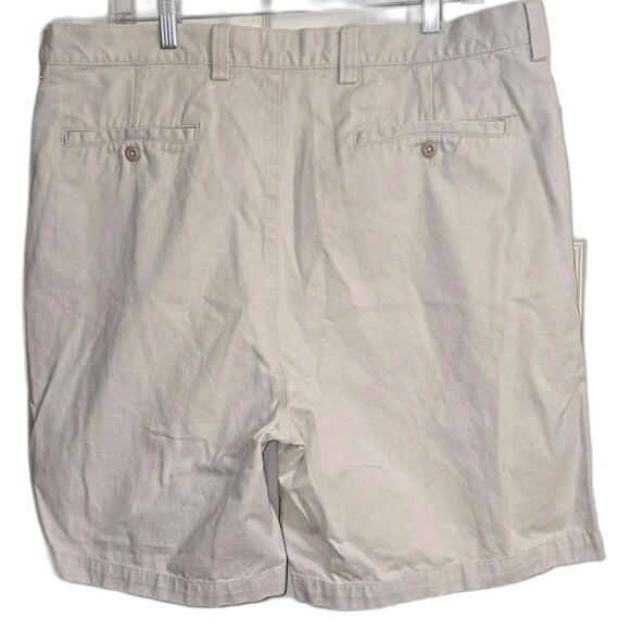 Gap Men's Shorts Size 38 Relaxed Fit - Picture 2 of 8